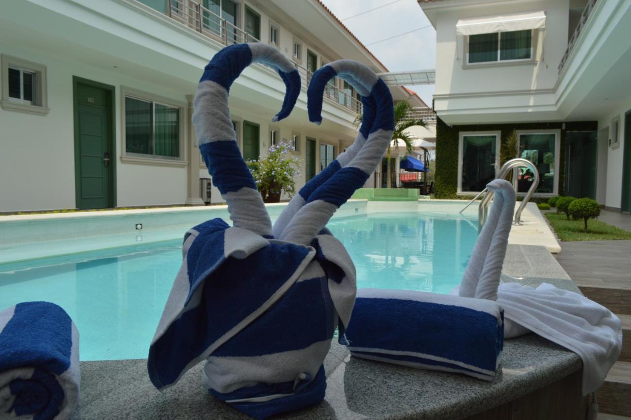 Hotel Villa Magna Poza Rica Kültér fotó